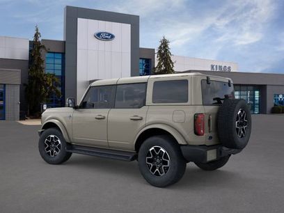 New 2025 Ford Bronco Outer Banks