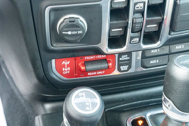 Certified 2023 Jeep Gladiator Rubicon w/ Cold Weather Group AWD/4WD image 23