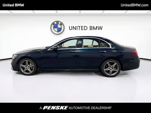 Used 2017 Mercedes-Benz E 300 image 8