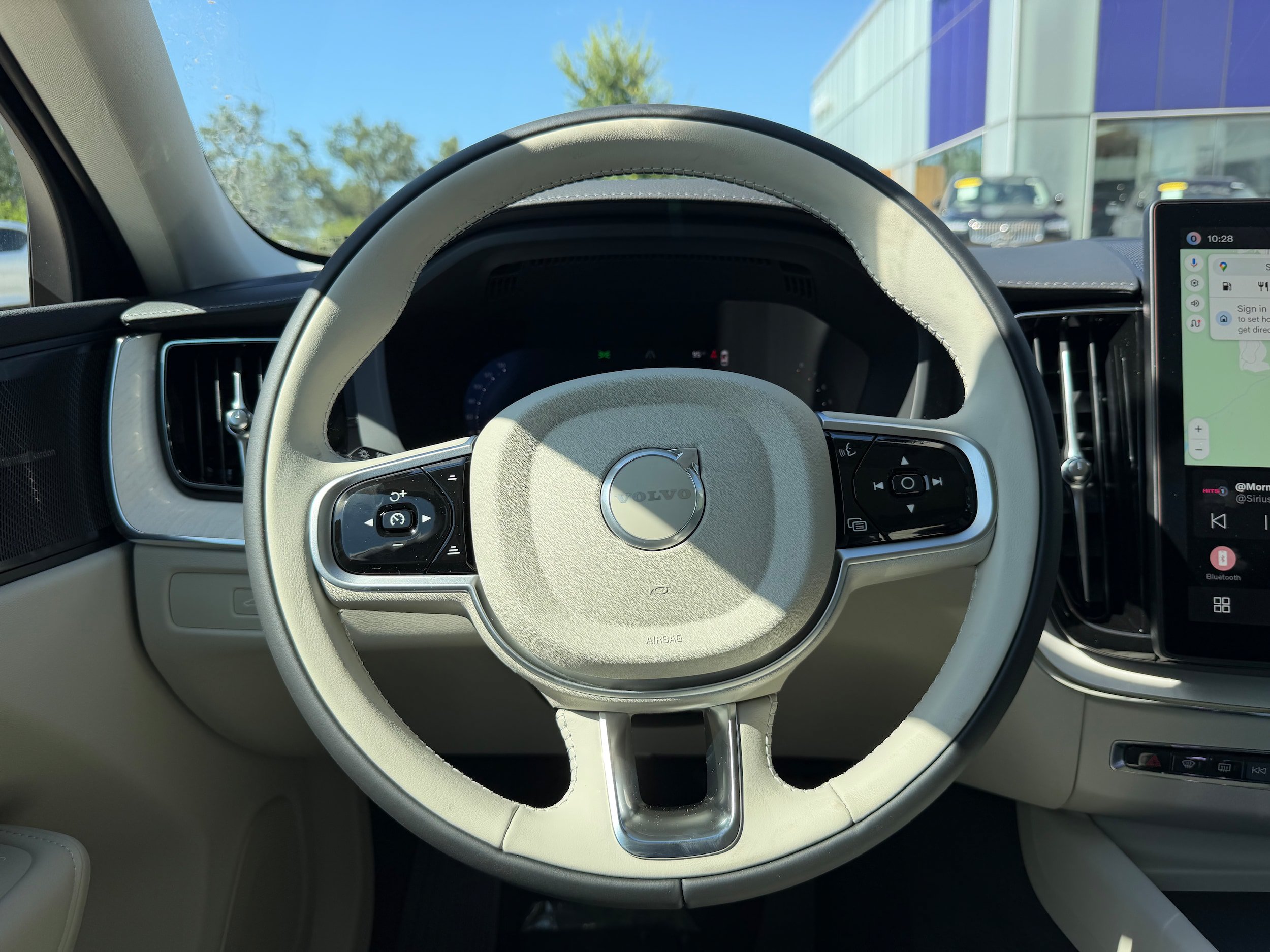 New 2026 Volvo XC60 B5 Ultra w/ Protection Package Premier AWD/4WD image 14