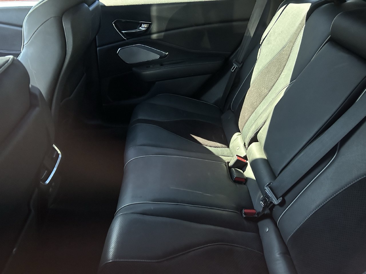 Used 2019 Acura RDX w/ Advance Package FWD image 11