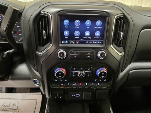 Used 2020 GMC Sierra 1500 AT4 w/ AT4 Premium Package AWD/4WD image 18