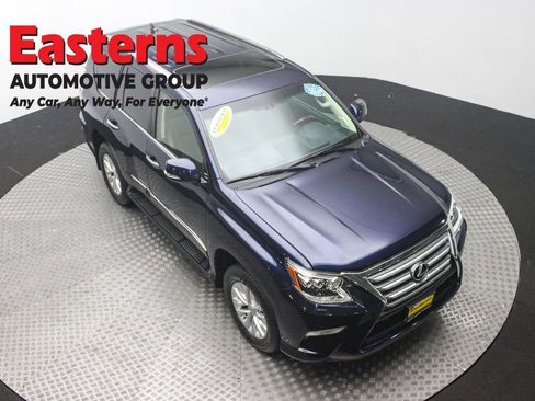 Used 2018 Lexus GX 460 Premium image 3