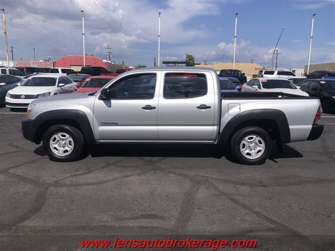 Used 2011 Toyota Tacoma 2WD Double Cab w/ Convenience Pkg image 5
