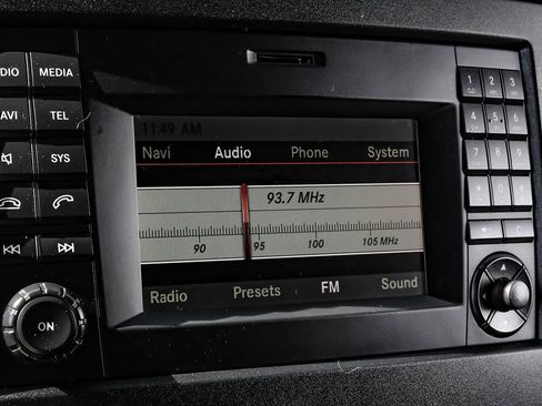 Used 2015 Mercedes-Benz Sprinter 2500 image 21