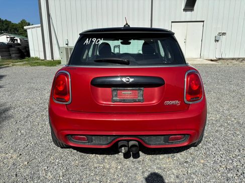 Used 2017 MINI Cooper S FWD image 3