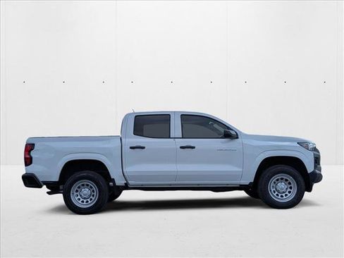 New 2026 Chevrolet Colorado W/T image 4