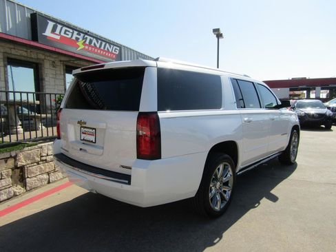 Used 2017 Chevrolet Suburban Premier w/ Max Trailering Package RWD image 4