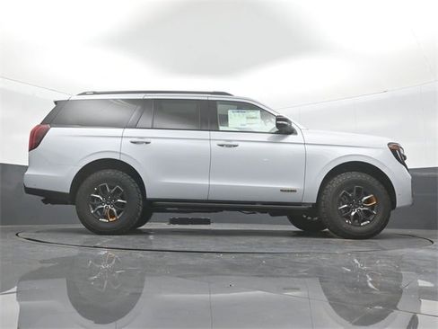 New 2025 Ford Expedition Tremor image 24