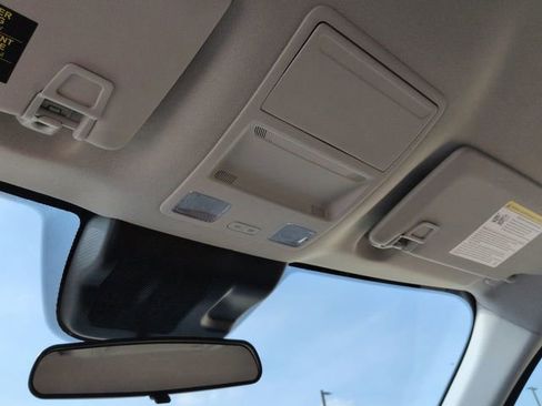 Certified 2024 Ford Maverick Lariat image 21