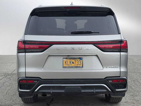 Used 2022 Lexus LX 600 F Sport AWD/4WD image 4