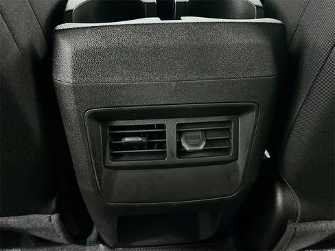 Used 2024 Chevrolet Colorado Trail Boss image 25