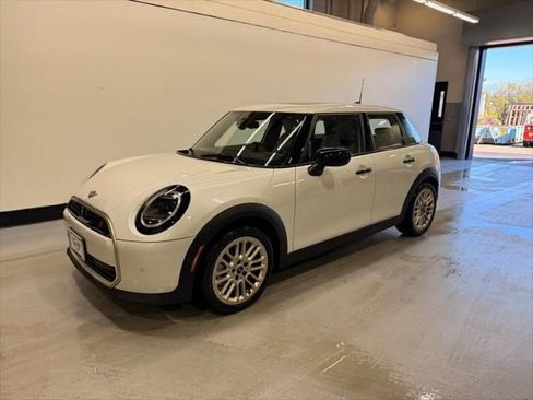 New 2025 MINI Cooper S image 1