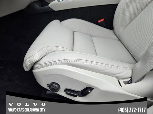 Used 2026 Volvo XC90 B6 Ultra w/ Protection Package image 23