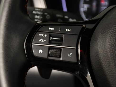 Certified 2025 Honda Pilot TrailSport image 21