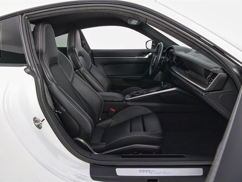 Used 2021 Porsche 911 Turbo S AWD/4WD image 32