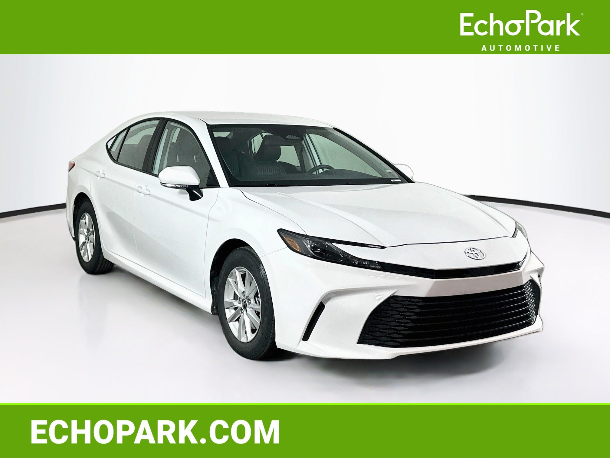 Used 2025 Toyota Camry LE FWD image 1