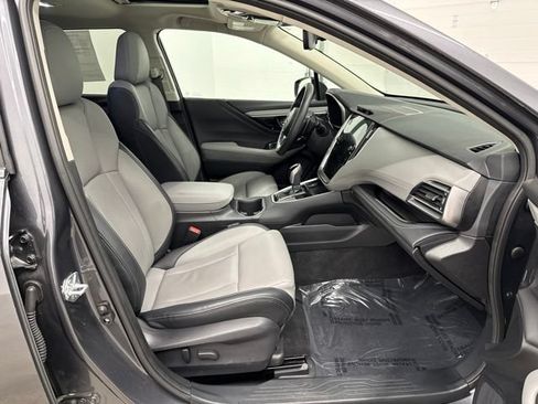 Used 2025 Subaru Outback Limited XT AWD/4WD image 26
