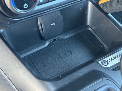 Used 2022 Ford Bronco Badlands image 19