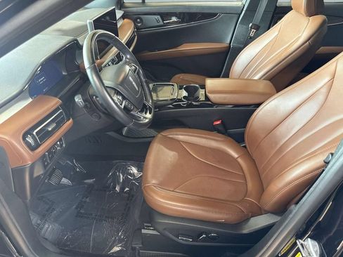 Certified 2023 Lincoln Nautilus Reserve w/ Equipment Group 201A AWD/4WD image 12