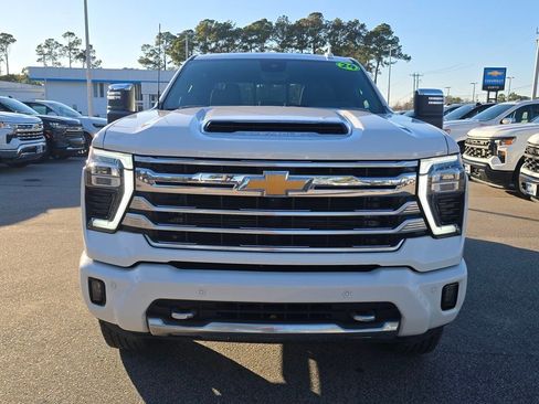 Used 2024 Chevrolet Silverado 2500 High Country w/ High Country Premium Package image 8