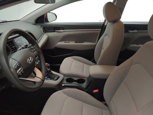 Used 2020 Hyundai Elantra SEL FWD image 17