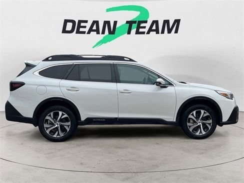 Used 2022 Subaru Outback Limited image 9