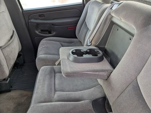 Used 2005 GMC Sierra 2500 SLE w/ Skid Plate Package image 17