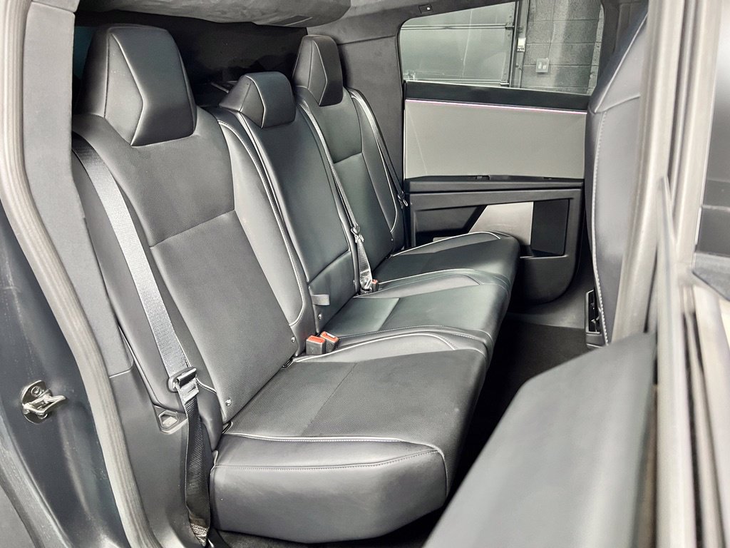 Used 2025 Tesla Cybertruck AWD Crew Cab image 17