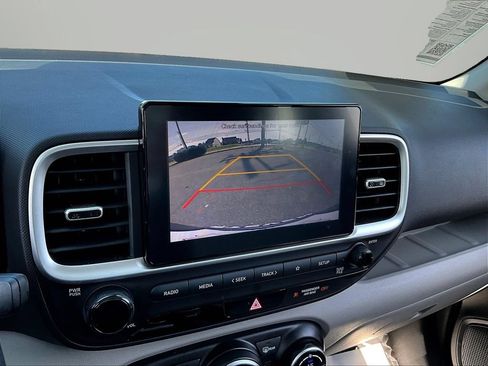 Certified 2022 Hyundai Venue SEL w/ Cargo Package FWD image 13
