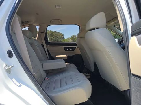 Used 2018 Honda CR-V LX image 40