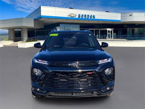 Used 2023 Chevrolet TrailBlazer RS image 2
