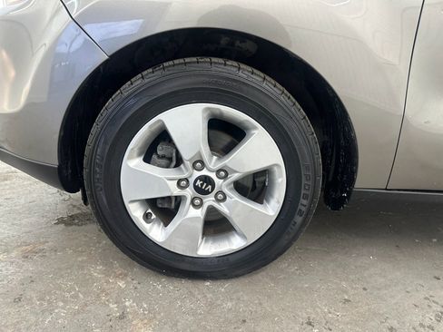 Used 2019 Kia Soul image 9