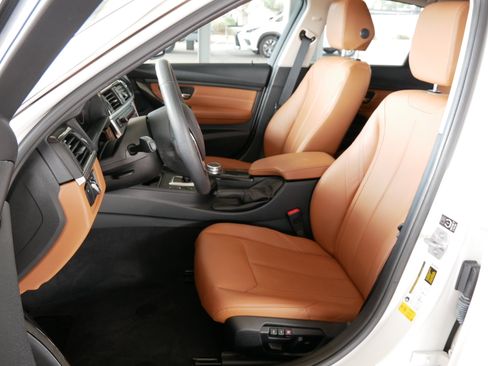 Used 2015 BMW 335i Sedan image 2