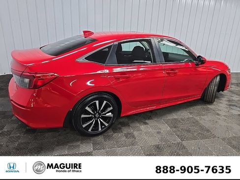 Used 2024 Honda Civic EX image 3