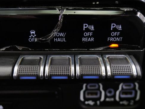 Used 2019 RAM 1500 Sport w/ Level 2 Equipment Group AWD/4WD image 30