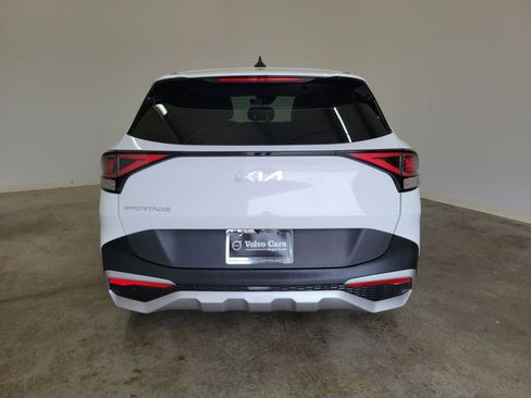Used 2023 Kia Sportage EX FWD image 6