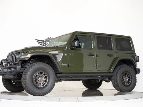 Used 2023 Jeep Wrangler Unlimited Rubicon 392 AWD/4WD image 12