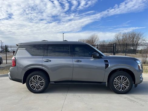 New 2026 Nissan Armada Platinum image 3