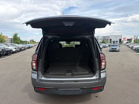 Used 2021 Chevrolet Tahoe Z71 w/ Z71 Off-Road Package AWD/4WD image 14