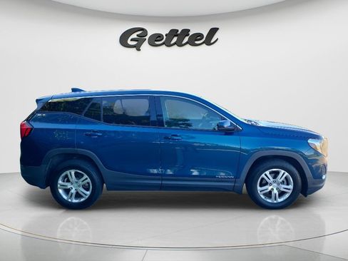 Used 2020 GMC Terrain SLE FWD image 3