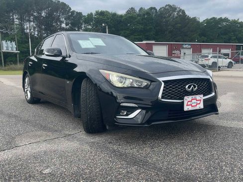 Used 2019 INFINITI Q50 Luxe w/ Cargo Package (L96) RWD image 9