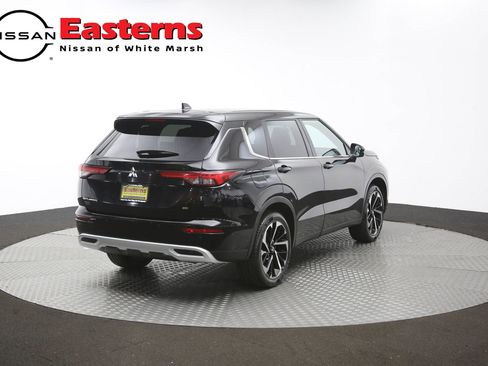 Used 2024 Mitsubishi Outlander AWD image 39