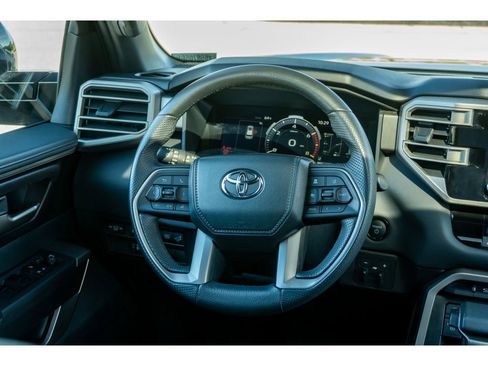 Used 2025 Toyota Sequoia SR5 AWD/4WD image 23