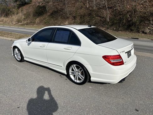 Used 2012 Mercedes-Benz C 300 4MATIC Sedan image 5
