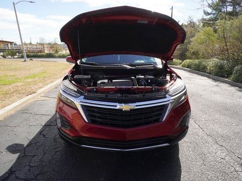 Used 2024 Chevrolet Equinox LT w/ LPO, Floor Liner Package image 9