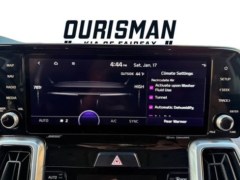 Certified 2022 Kia Sorento SX Prestige w/ Rust Color Package image 17