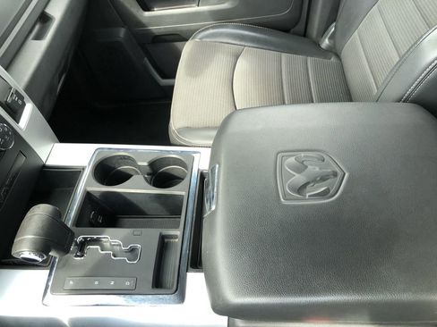 Used 2011 RAM 1500 Sport w/ Sport Premium Group image 17