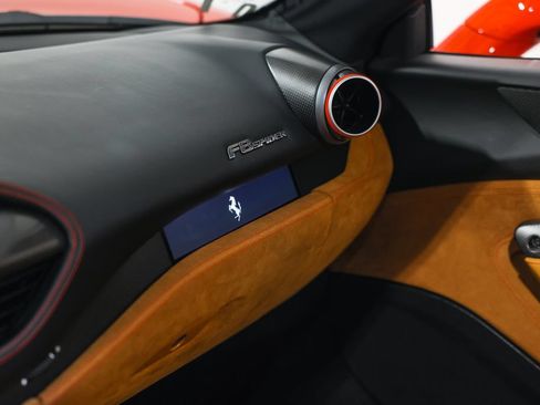 Used 2023 Ferrari F8 Tributo RWD image 35