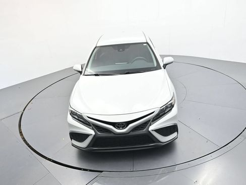 Used 2023 Toyota Camry SE FWD image 23